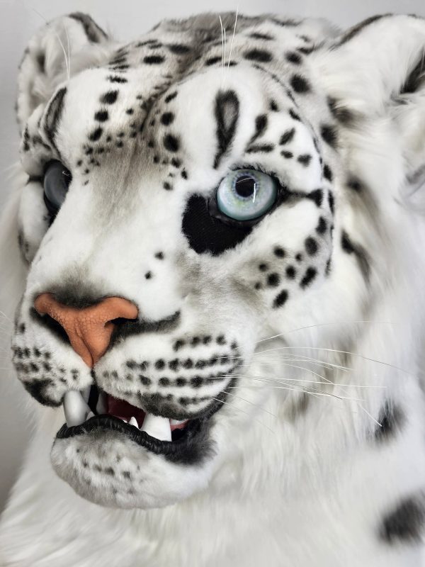 Snow leopard fursuit head - Image 7